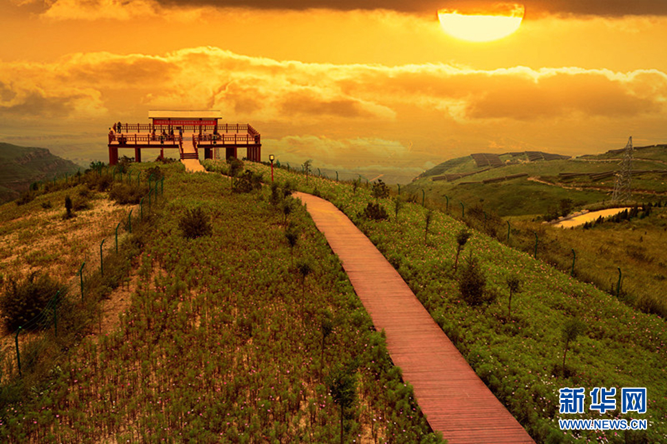 黃龍縣界頭廟草場(chǎng)景區(qū)