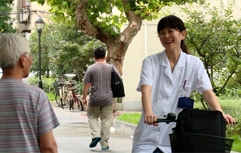致敬偉大改革｜對(duì)話(huà)40年，講述身邊的健康故事（第十七集）——從赤腳醫(yī)生到鄉(xiāng)村醫(yī)生