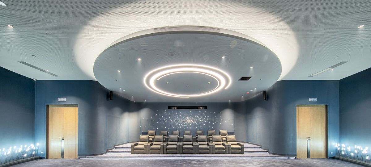 中央商務(wù)區(qū)的最中心位置，是融合城市文脈主題的文旅CBD