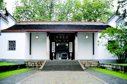 千年岳麓，弦歌不絕