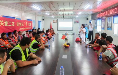 “小病挺，大病拖” 農(nóng)民工的健康保障如何破題？