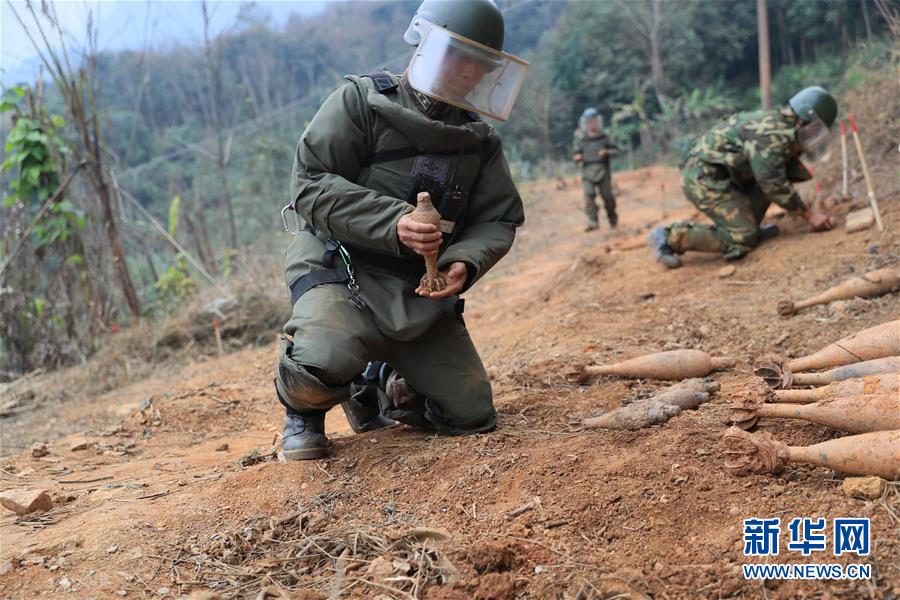（圖文互動(dòng)）（4）和平年代，離死神最近的人——南部戰(zhàn)區(qū)陸軍云南掃雷大隊(duì)邊境掃雷排爆記事