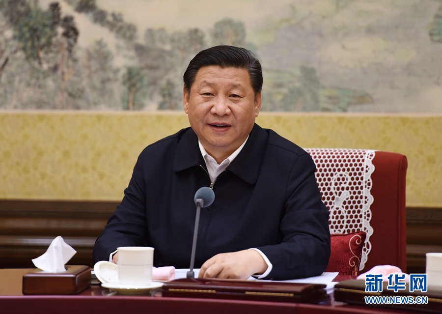 12月28日至29日，中共中央政治局召開專題民主生活會(huì)，對(duì)照檢查踐行“三嚴(yán)三實(shí)”情況，討論研究加強(qiáng)黨風(fēng)廉政建設(shè)措施。中共中央總書記習(xí)近平主持會(huì)議并發(fā)表重要講話。新華社記者 李學(xué)仁 攝 
