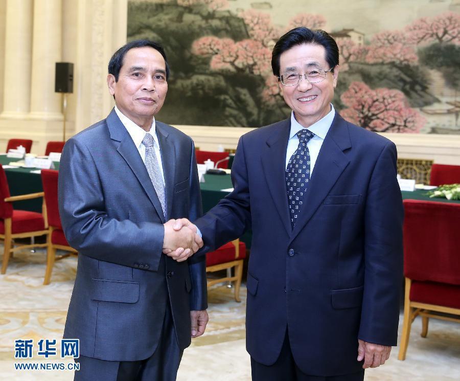 7月7日，中共中央書記處書記、中央紀委副書記趙洪祝在北京同老撾人民革命黨中央政治局委員、中央紀委書記、政府副總理本通率領的老撾人民革命黨代表團舉行工作會談。新華社記者 姚大偉 攝 