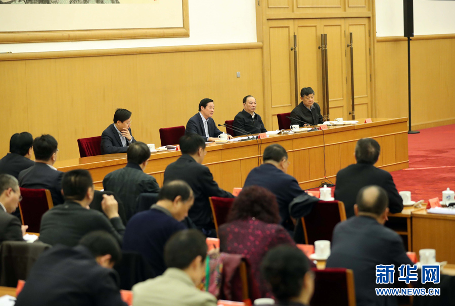3月23日，治國理政論壇“‘四個全面’戰(zhàn)略布局系列理論研討會”首場研討會在北京召開，中共中央政治局委員、中央書記處書記、中宣部部長劉奇葆出席會議并講話。新華社記者 劉衛(wèi)兵 攝
