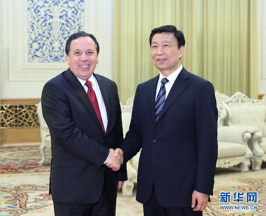 7月20日，國家副主席李源潮在北京會(huì)見突尼斯外長(zhǎng)杰希納維。新華社記者王曄攝