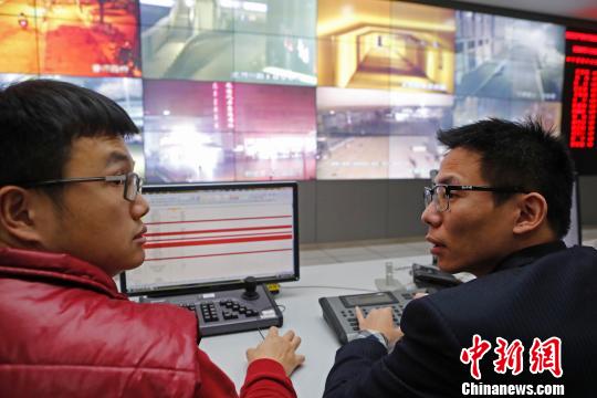 寒潮來襲上海加大對流浪、乞討等人員救助力度