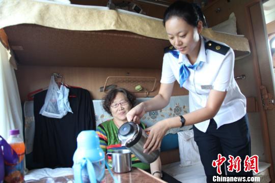中國最北鐵路“端午”小長(zhǎng)假運(yùn)送旅客144萬人次