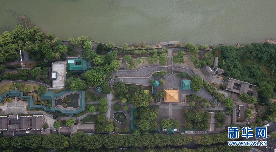 （大江奔流——來自長江經(jīng)濟帶的報道·圖文互動）（11）登岳陽樓，又見“浩浩湯湯”