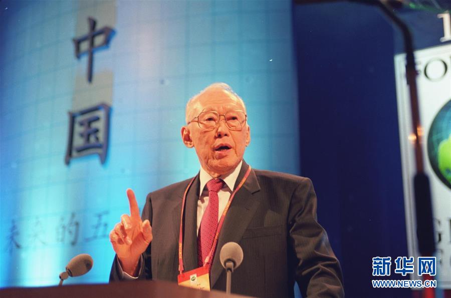 （圖文互動）（6）為發(fā)展和進步，與中國攜手同行——中國改革友誼獎章獲得者群像 