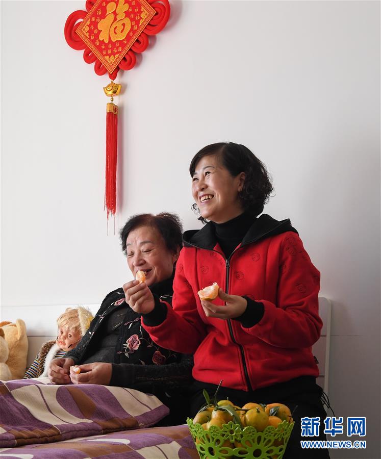 （新華全媒頭條·圖文互動）（3）“英雄之妻”，為愛堅守19年