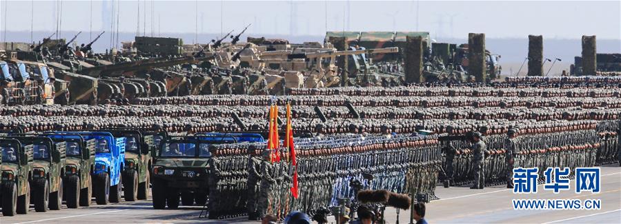 （新華全媒頭條·強軍思想引領(lǐng)新征程·圖文互動）（7）那一刻，我們光榮接受檢閱