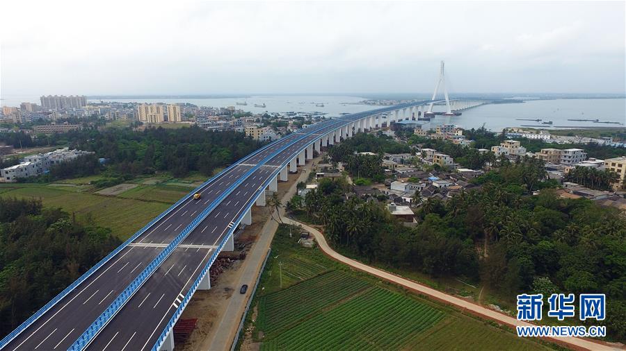 （社會(huì)）（4）海南海文大橋建成通車(chē)