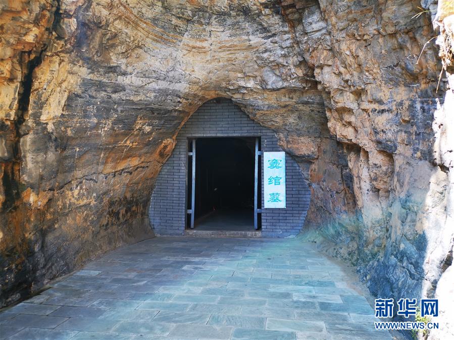 （新華調(diào)查&middot;新中國考古重大發(fā)現(xiàn)&middot;圖文互動）（2）滿城漢墓：點一盞長信宮燈，看不盡金縷玉衣