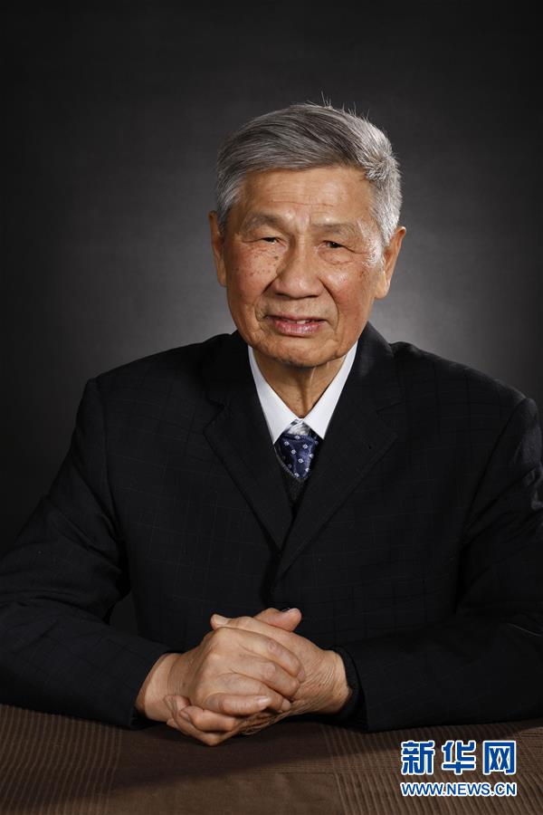 （今日關(guān)注·科技獎勵大會·圖文互動）（1）曾慶存：勇攀氣象科學(xué)之巔，他讓天氣預(yù)報越來越精準