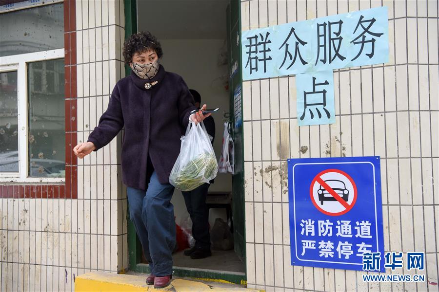 （聚焦疫情防控·圖文互動）（5）“我們多跑跑，居民更安全”——直擊新疆基層社區(qū)疫情防控