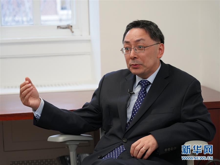 （國際·圖文互動）專訪：抗擊新冠肺炎亟需加強(qiáng)國際協(xié)調(diào)與合作——訪美國外交關(guān)系委員會全球衛(wèi)生專家黃嚴(yán)忠