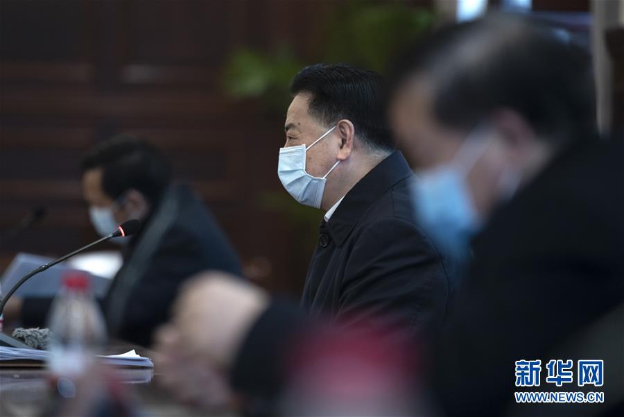 （聚焦疫情防控·圖文互動(dòng)）（4）急防控所急，沖鋒勇向前——華中科技大學(xué)以科研攻關(guān)推動(dòng)疫情防控救治觀察