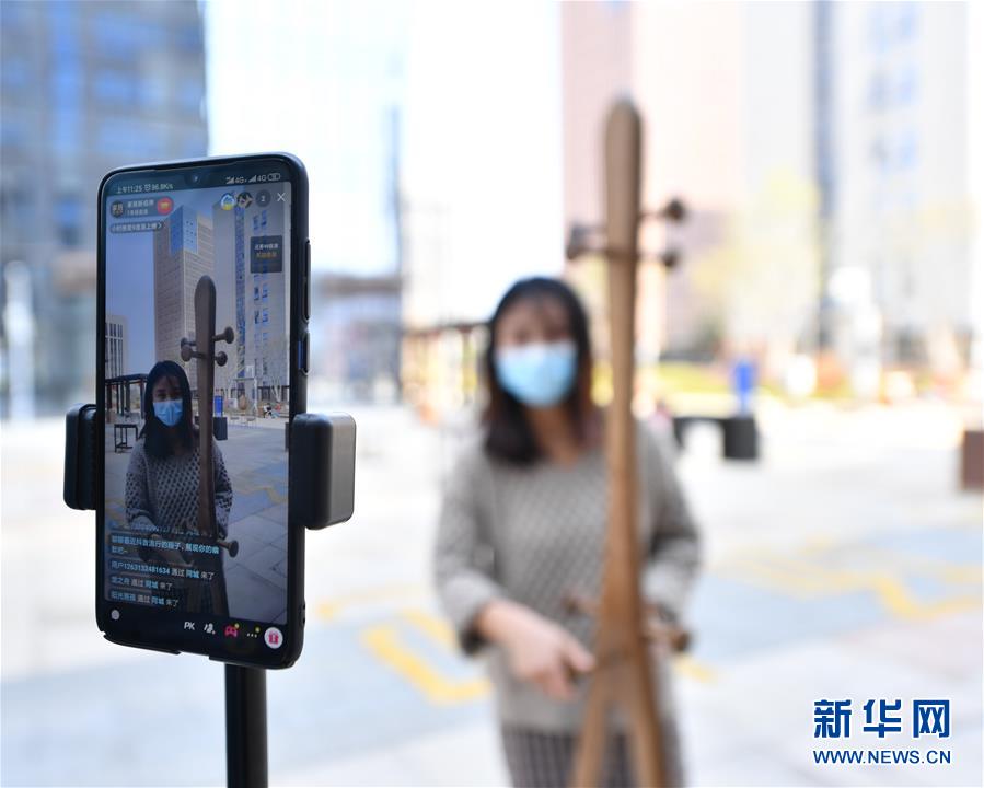 （聚焦復(fù)工復(fù)產(chǎn)·圖文互動(dòng)）（5）記者手記：戰(zhàn)“疫”中增長(zhǎng)，這些企業(yè)做對(duì)了什么？