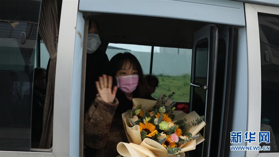 （新華全媒頭條·習近平致敬的戰(zhàn)“疫”英雄·武漢人民篇·圖文互動）（3）壯哉，大武漢——獻給英雄的武漢人民