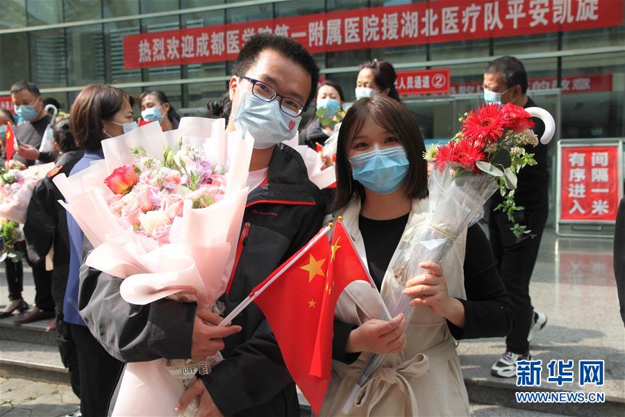 （新華全媒頭條·圖文互動）（11）“我看不見你的樣子，但我知道你是誰”——寫在國際護士節(jié)來臨之際