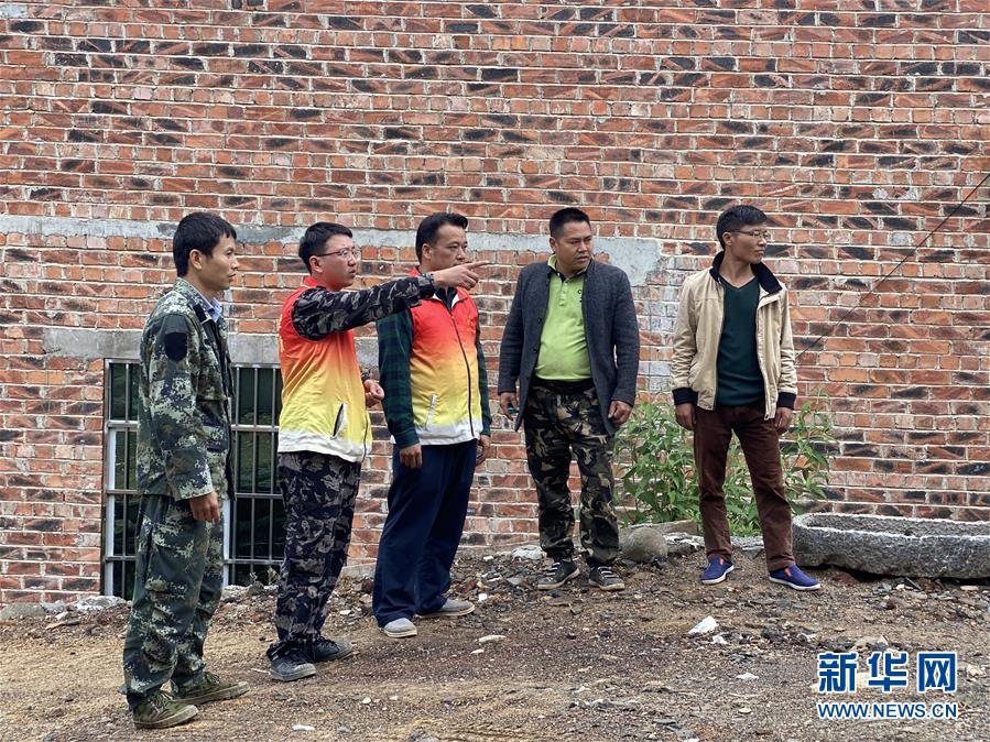（在習(xí)近平新時(shí)代中國(guó)特色社會(huì)主義思想指引下——新時(shí)代新作為新篇章·習(xí)近平總書(shū)記關(guān)切事·圖文互動(dòng)）（5）青春做伴，西部放歌——走近扎根西部建設(shè)邊疆的大學(xué)生們