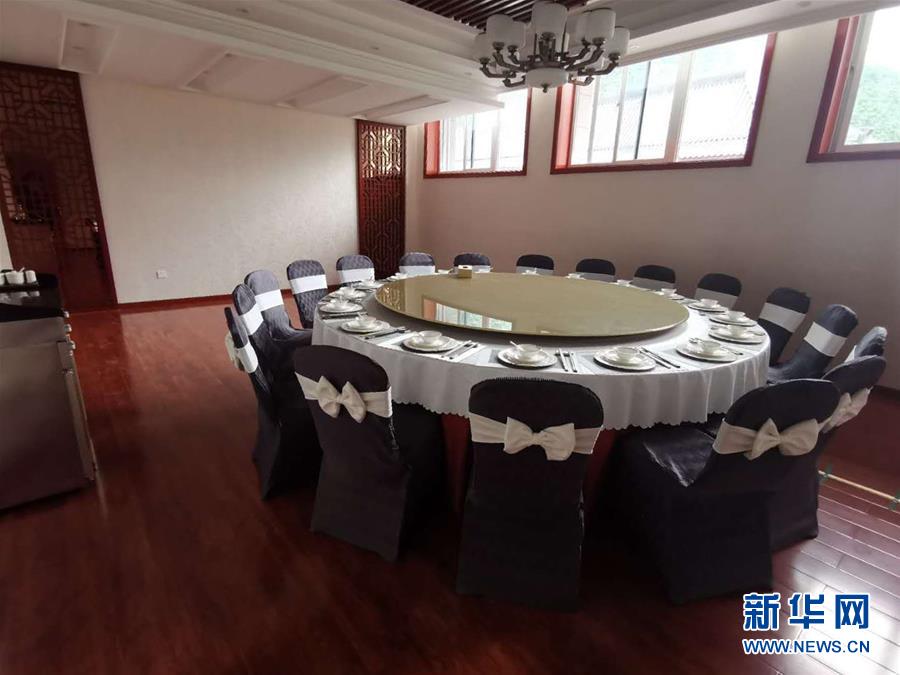 （新華視點(diǎn)·圖文互動(dòng)）（7）學(xué)校建漂亮點(diǎn)本無錯(cuò)，為何這所“豪華中學(xué)”讓人困惑？