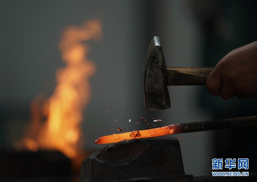 （走向我們的小康生活·決戰(zhàn)決勝脫貧攻堅(jiān)·圖文互動(dòng)）（2）甘青交界處的跨越——保安族、撒拉族的脫貧故事
