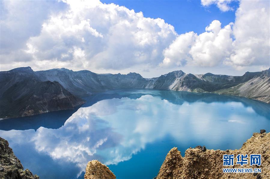 （新華全媒頭條·走向我們的小康生活·圖文互動）（9）黑土地上是我家——在吉林，一瞥中國東北鄉(xiāng)村美麗未來
