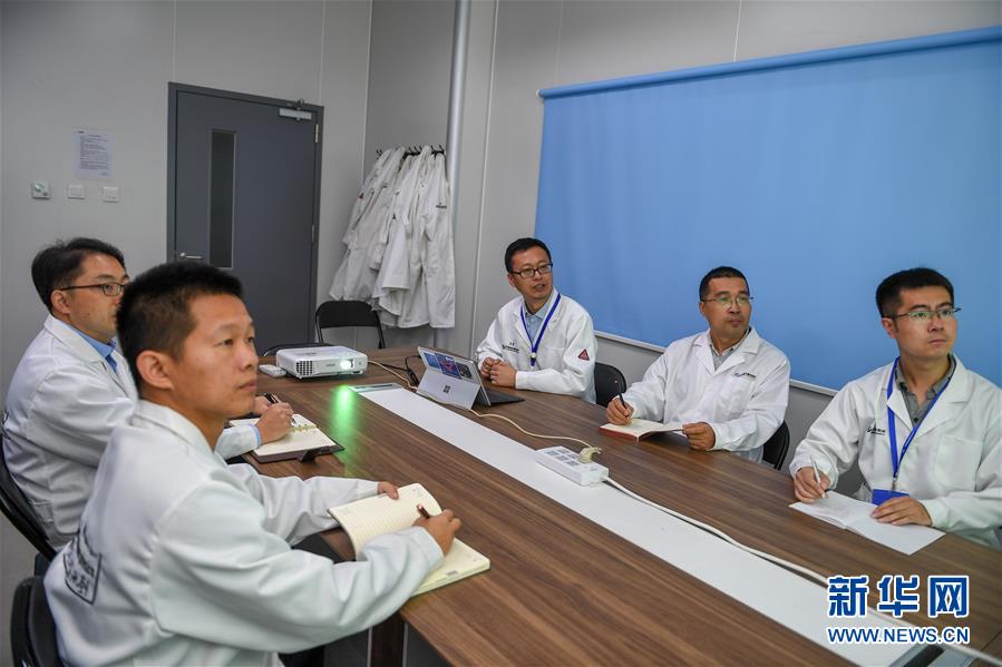 （在習(xí)近平新時(shí)代中國特色社會主義思想指引下——新時(shí)代新作為新篇章·習(xí)近平總書記關(guān)切事·圖文互動）（1）終不悔為國為民，攀高峰只爭朝夕——來自科學(xué)家們的動人故事