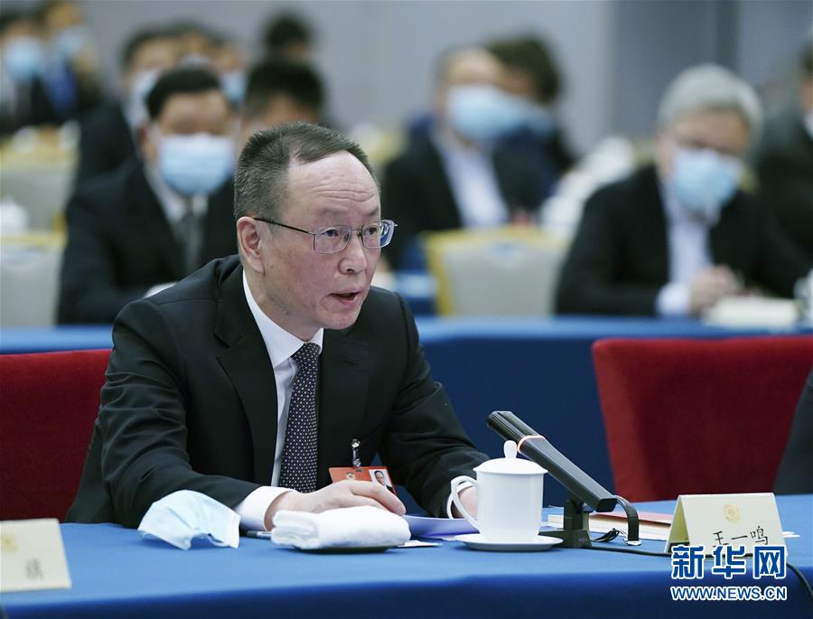 （新華全媒頭條·圖文互動(dòng)）（7）從人民中汲取磅礴力量——習(xí)近平總書(shū)記同出席2020年全國(guó)兩會(huì)人大代表、政協(xié)委員共商國(guó)是紀(jì)實(shí)