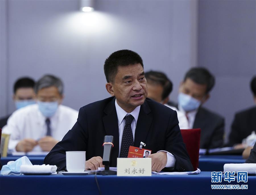 （新華全媒頭條·圖文互動(dòng)）（10）從人民中汲取磅礴力量——習(xí)近平總書(shū)記同出席2020年全國(guó)兩會(huì)人大代表、政協(xié)委員共商國(guó)是紀(jì)實(shí)