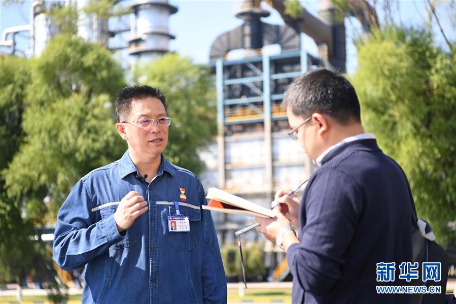 （新華全媒頭條&middot;圖文互動(dòng)）（8）奮力書寫東北振興的時(shí)代新篇&mdash;&mdash;習(xí)近平總書記調(diào)研東北三省并主持召開(kāi)深入推進(jìn)東北振興座談會(huì)紀(jì)實(shí)