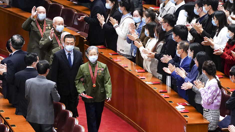 大會前，志愿軍老同志入場