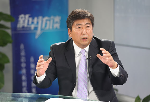 最根本的就是錢從哪里來、人往哪里去。