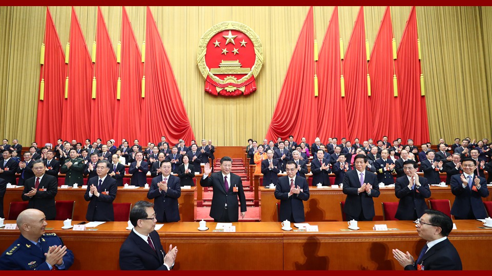 習(xí)近平當(dāng)選國家主席、中央軍委主席