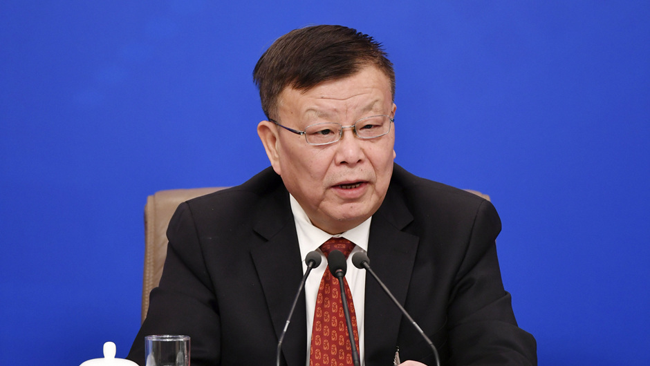 全國政協(xié)常委、副秘書長（兼）、提案委員會(huì)副主任，九三學(xué)社中央副主席 賴明