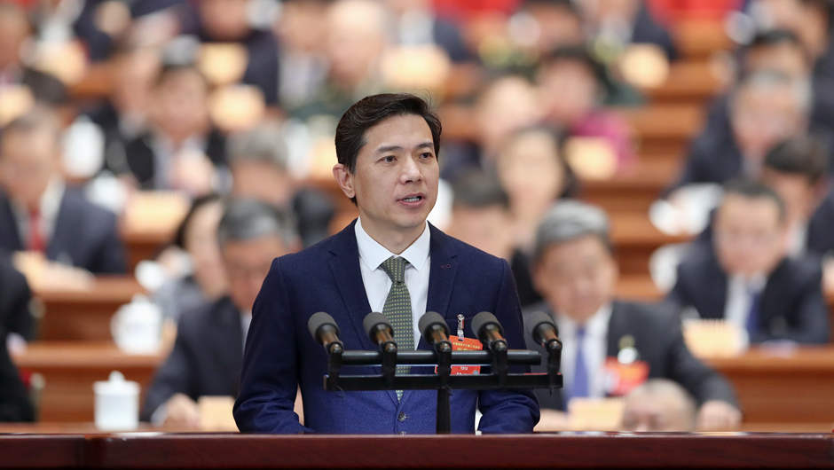 中國(guó)民間商會(huì)副會(huì)長(zhǎng)，百度在線網(wǎng)絡(luò)技術(shù)（北京）有限公司董事長(zhǎng)兼首席執(zhí)行官 李彥宏