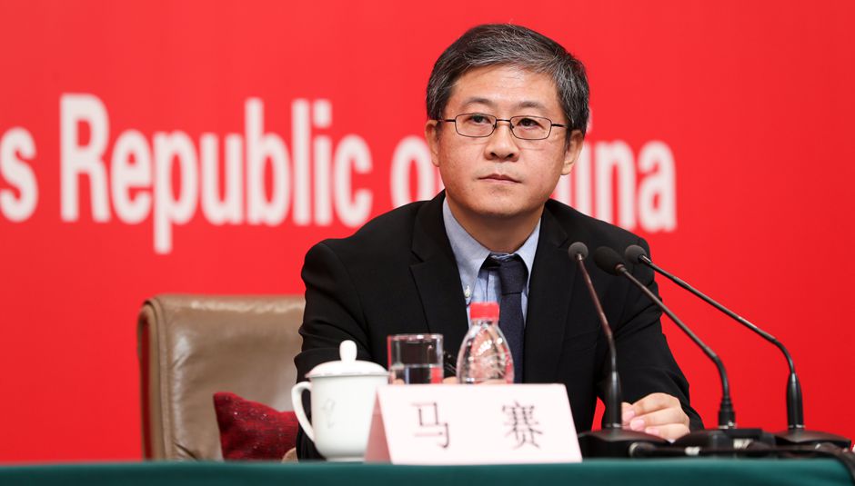 廣場專家組組長、清華大學(xué)美術(shù)學(xué)院黨委書記馬賽介紹相關(guān)情況
