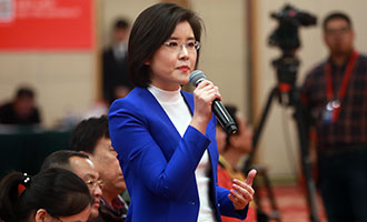中央電視臺(tái)、中國(guó)國(guó)際電視臺(tái)記者提問(wèn)