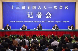 國家發(fā)改委主任何立峰等就“創(chuàng)新和完善宏觀調(diào)控，推動高質量發(fā)展”答記者問