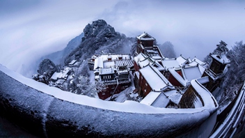 追夢足跡｜武當(dāng)：云繞仙山，雪落紫金