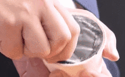 味同嚼鐵？ 日本“鐵味”冰淇淋面世