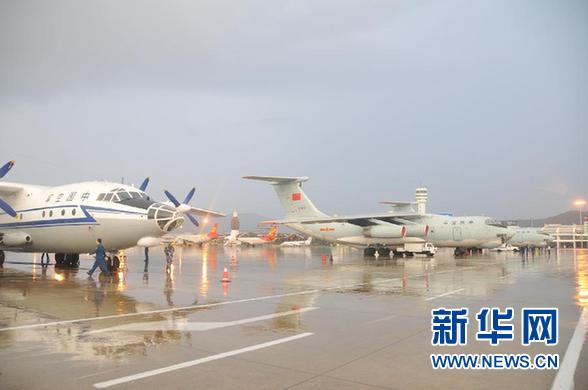 （搜尋馬航370航班·圖文互動）（3）中國空軍3架運輸機(jī)抵達(dá)馬來西亞 將展開海外搜救行動 