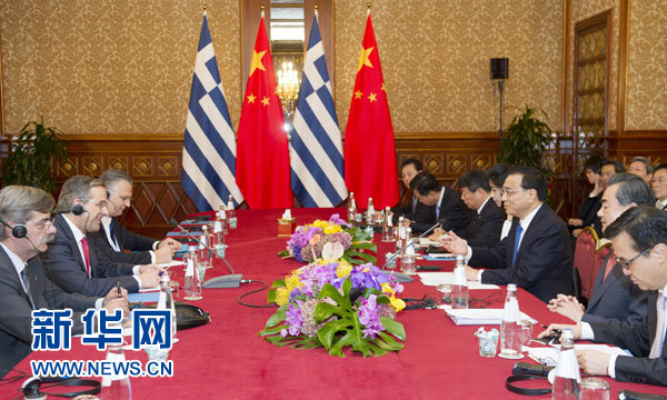 10月16日，中國國務院總理李克強在意大利米蘭會見希臘總理薩馬拉斯。 新華社記者 謝環(huán)馳 攝