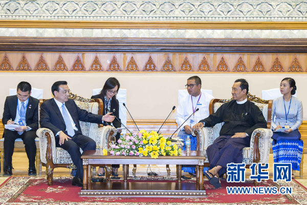 11月14日，中國國務(wù)院總理李克強(qiáng)在內(nèi)比都會見緬甸聯(lián)邦議會議長兼人民院議長吳瑞曼。新華社記者 王曄 攝