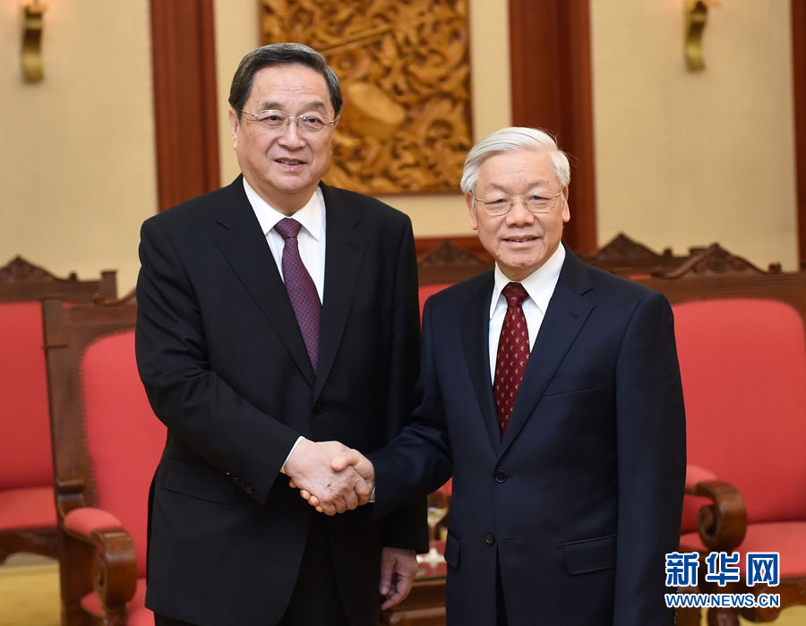 12月25日至27日，中共中央政治局常委、全國政協(xié)主席俞正聲對越南進行正式訪問。這是12月26日，俞正聲在河內(nèi)會見越共中央總書記阮富仲。 新華社記者劉建生攝
