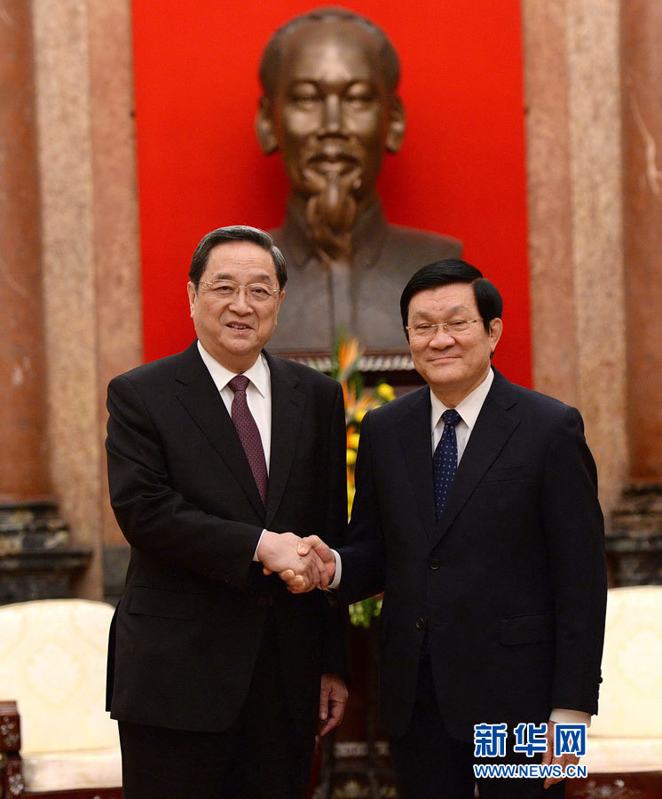 12月25日至27日，中共中央政治局常委、全國政協(xié)主席俞正聲對越南進行正式訪問。這是12月26日，俞正聲在河內(nèi)會見越南國家主席張晉創(chuàng)。 新華社記者馬占成攝