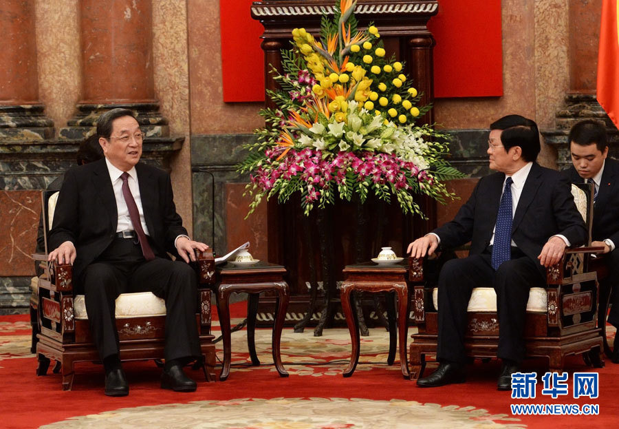 12月25日至27日，中共中央政治局常委、全國政協(xié)主席俞正聲對越南進行正式訪問。這是12月26日，俞正聲在河內(nèi)會見越南國家主席張晉創(chuàng)。 新華社記者劉建生攝