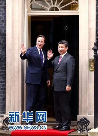 10月21日，國家主席習(xí)近平在倫敦唐寧街首相府同英國首相卡梅倫舉行會談。 新華社記者 鞠鵬 攝 
